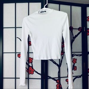 Brandy Melville Long sleeve ruffle collared top